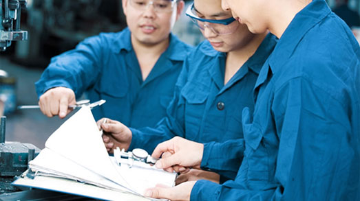  强大的研发团队——深圳70net永乐高